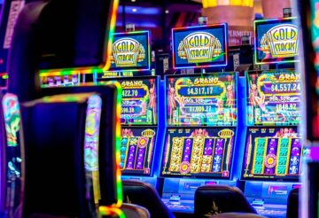 10 Warning Signs Of Your real online slots Demise